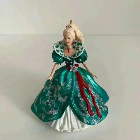 Hallmark Keepsake Ornament Holiday Barbie - Picture 8 of 14